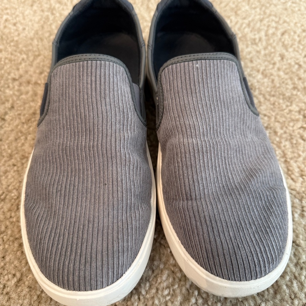 Olukai Slip-ons - gray corduroy